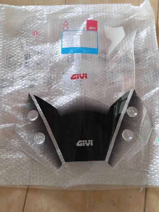 vendo briseira givi para vstrom 650