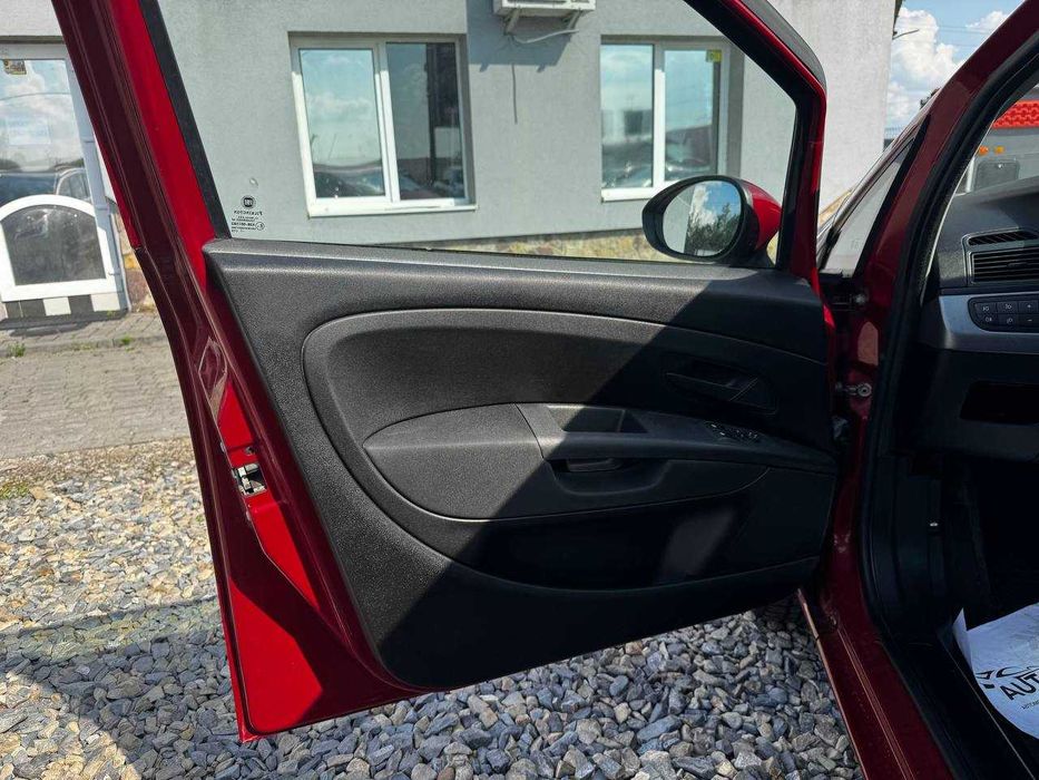 Автомобіль FIAT GRANDE PUNTO 1.4 Бензин