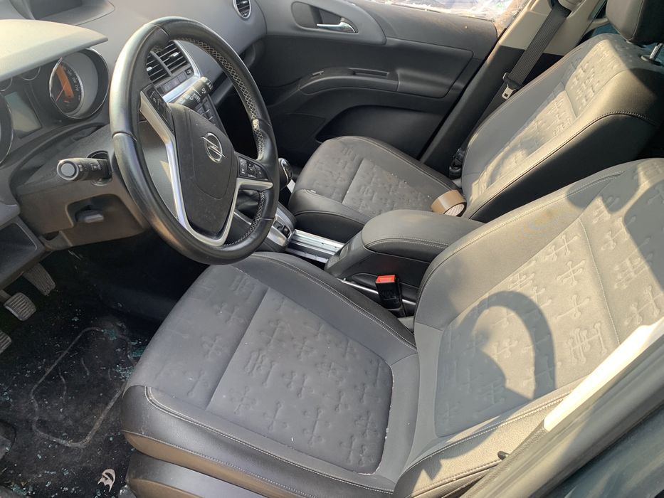 Conjuntos Bancos  Opel meriva B