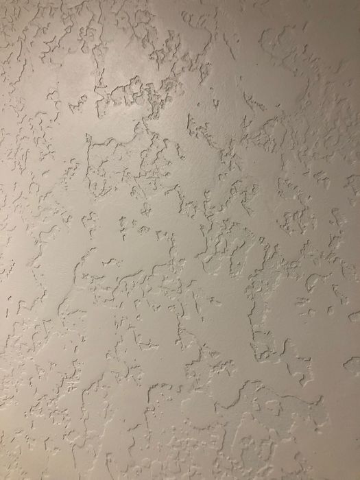 Ремонт будинків та квартир