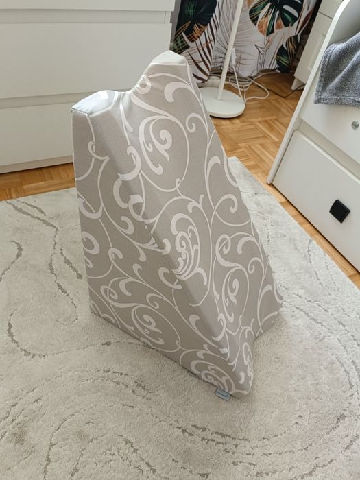 Klin pod rękę po mastektomii z wgłębieniem rozm. średni