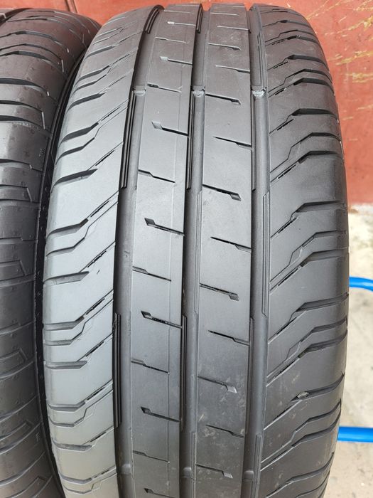 225/55/17C R17C Continental ContiVanContact 200 4шт ціна за 1шт шини