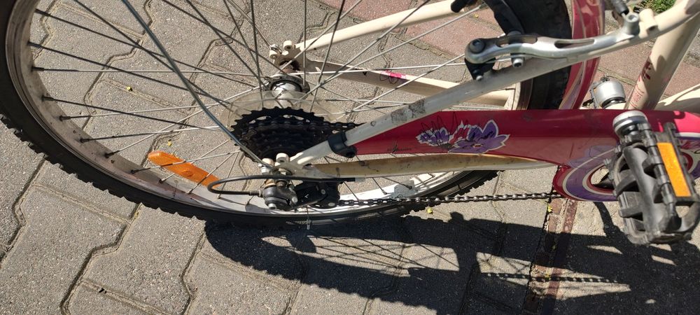 Rower dziewczęcy 20" b'twin