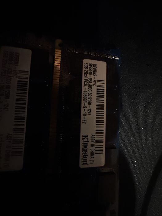Комплект 24GB (3x8GB) Kingston DDR3L 1333MHz ECC Reg (KP9RN2-HYC)