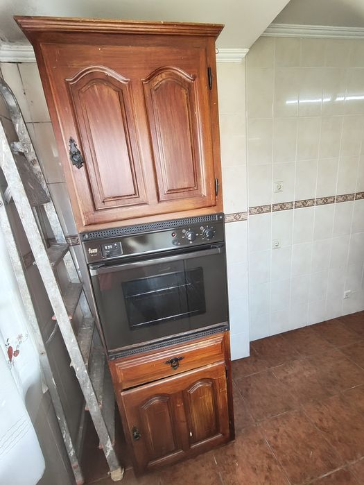 Cozinha Completa Rústica em Madeira + 4 Eletrodomésticos Incluídos (Negociável)