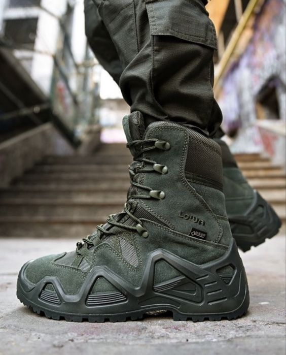 Високі трекінгові берці Лова Олива  Lowa Zephyr GTX® HI Olive