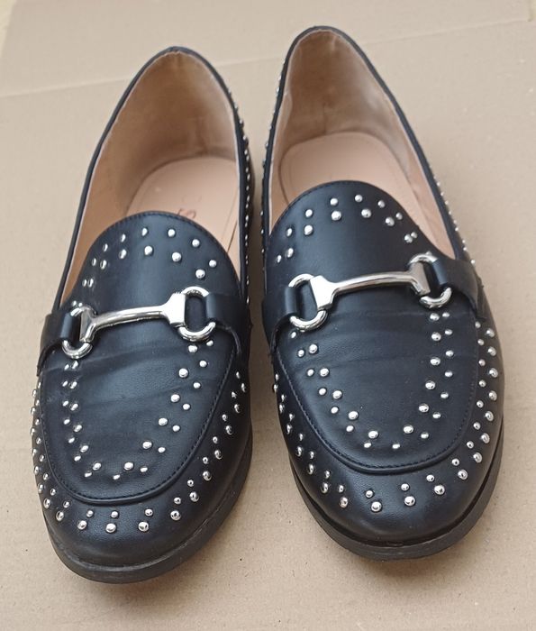 Czarne mokasyny z ćwiekami r. 40 płaski obcas wys. 0,5 cm Seastar blue