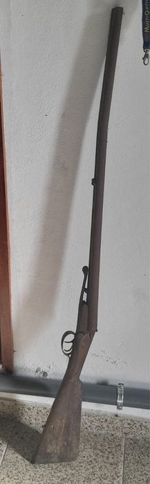 Espingarda antiga – peça de coleção / old riffle