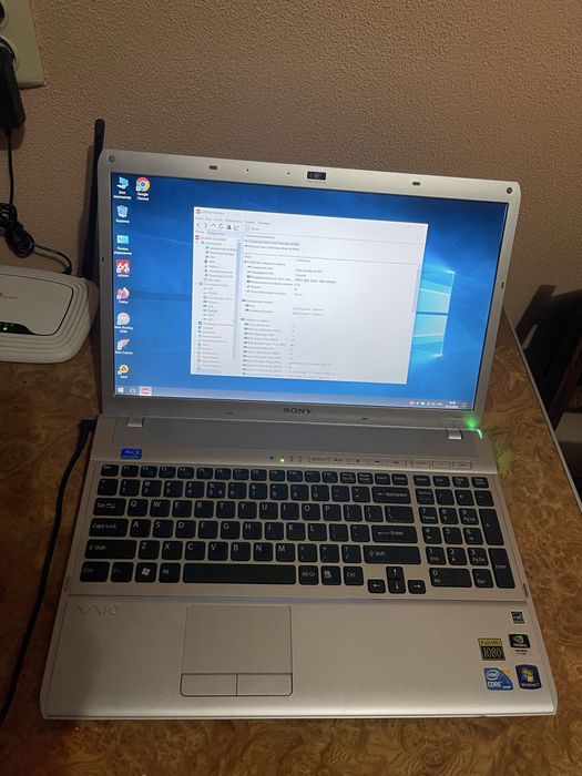 Ноутбук для роботи і навчання Sony/Intel Core i5/4 GB DDR3 / 512HDD