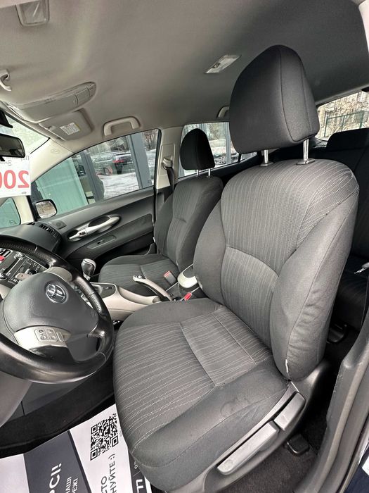 Продам Toyota Auris 2008 рік можлива розстрочка,кредит,обмін!