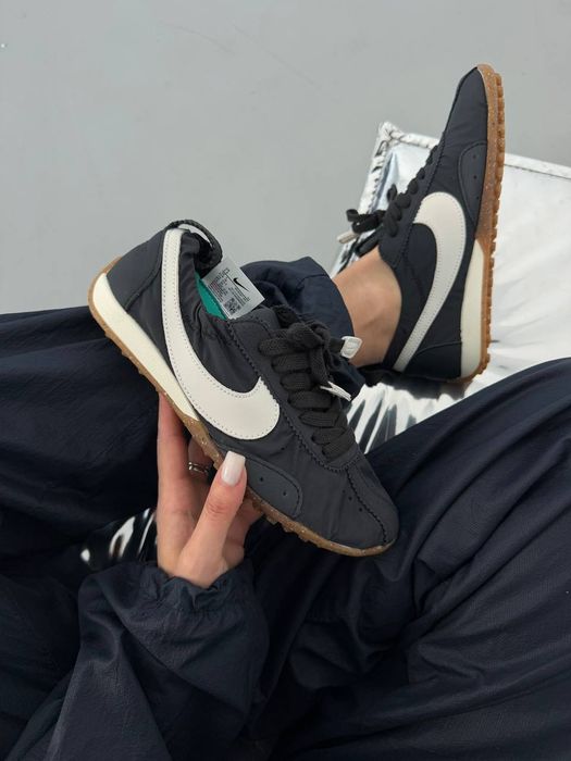 4 кольори Nike x Jacquemus MOON SHOR