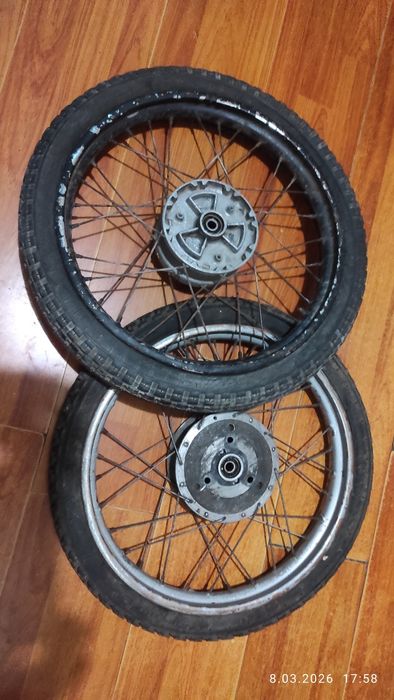 Продам колеса від Мопеда Карпати