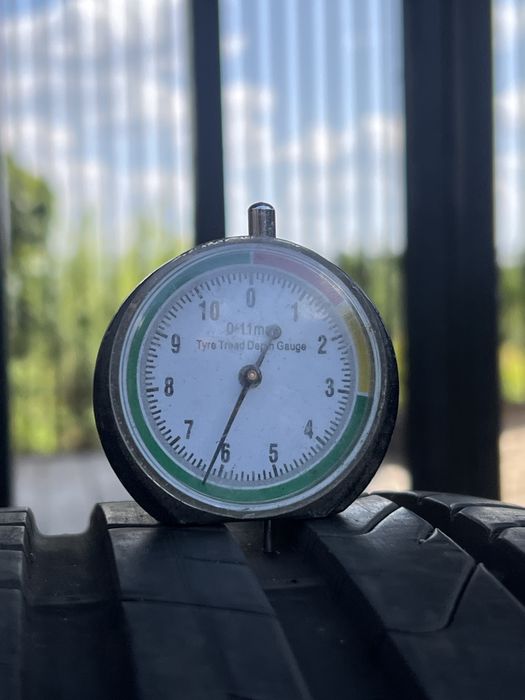 *Opona Pirelli 205/45/17 pojedynka