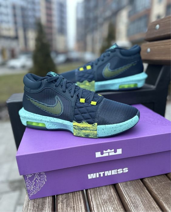 ОРИГІНАЛ Nike Lebron Witness 8 Blue FB2239-402