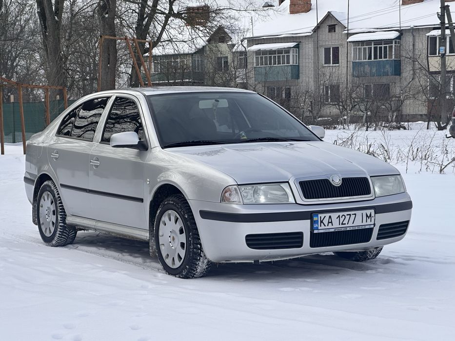Продам Skoda Octavia Tour, 1.6 MPI, ГАЗ/Бензин