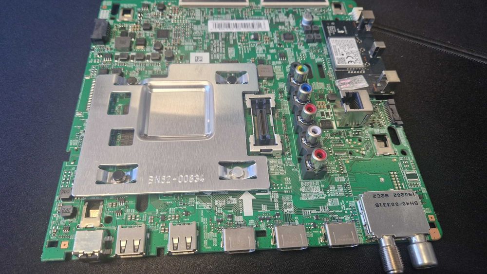 Mainboard TV Samsung BN94-14152B — UE50RU74xx (placa principal)