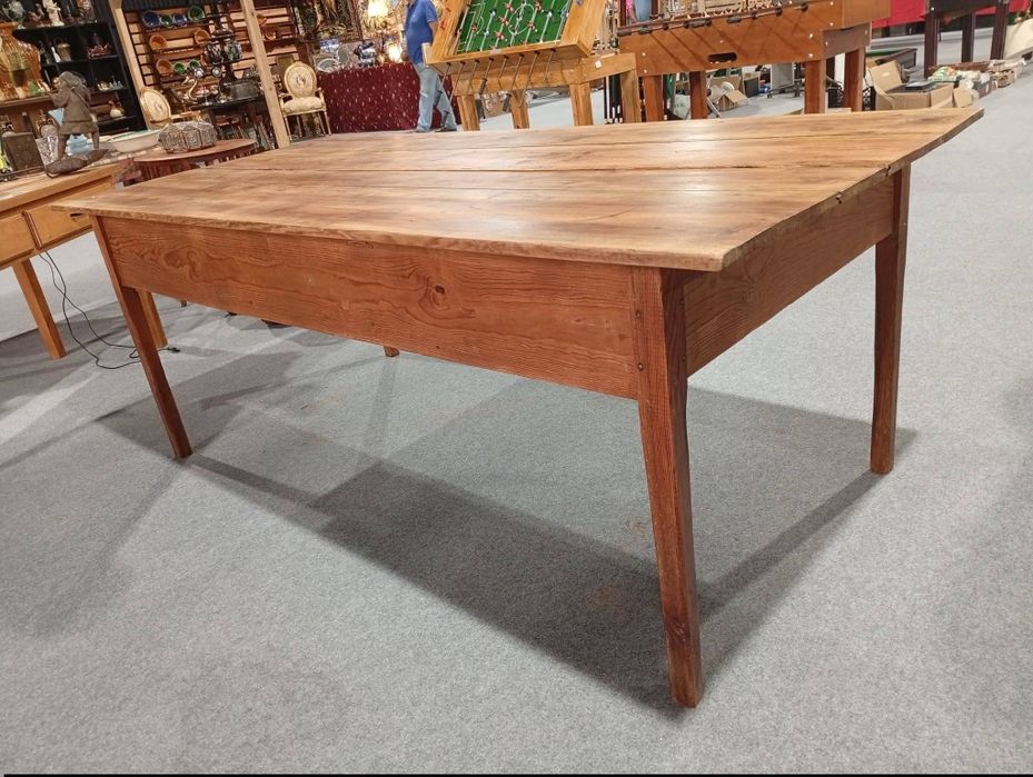 Bancada rústica em madeira