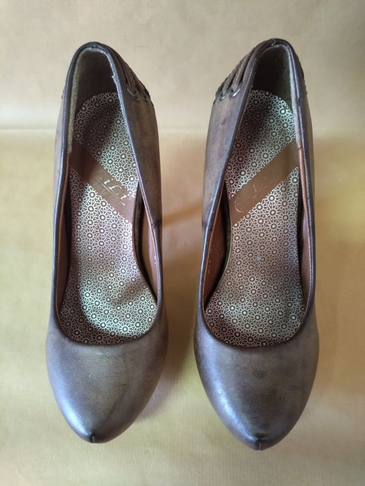 Sapatos tam. 35 como novos