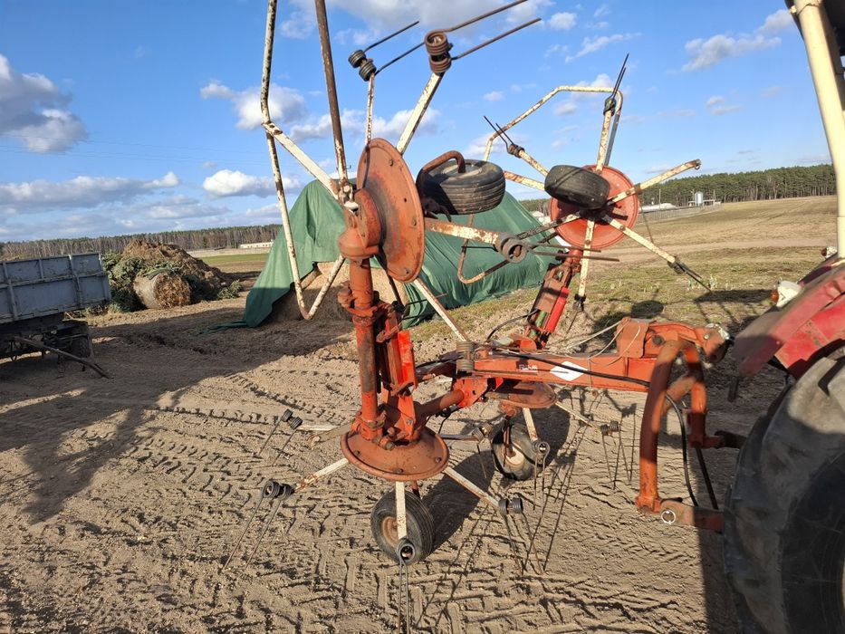 Kuhn gf 5000 przetsząsarka deutz fella claas