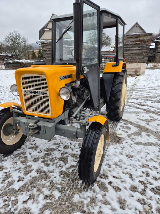 Ciągnik ursus c330