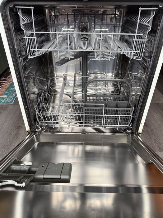 Máquina loiça electrolux