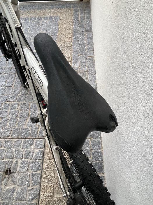 Bicicleta de aluminio CBF Dropper
