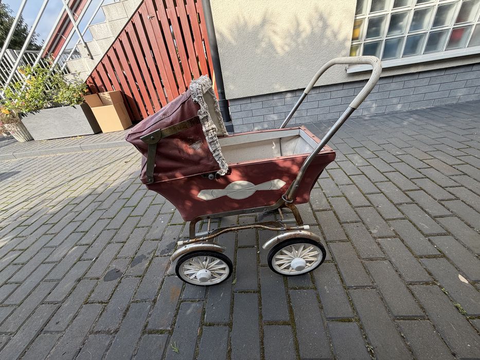 Oddam za darmo zabawkowy wozek dla lalek
