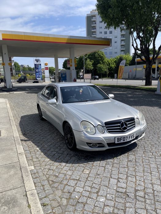 Mercedes e320 V6  matricula inglesa