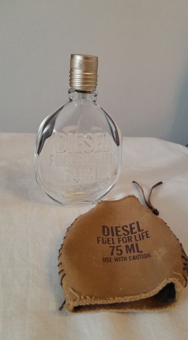 Conjunto de 2 Frascos de Perfume Diesel Fuel for Life e Givenchy Pi
