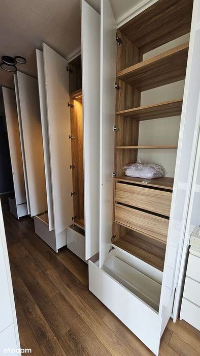 3 pok / 65 m² / narożne / klimatyzacja / garaż przy kolumnie + komórka