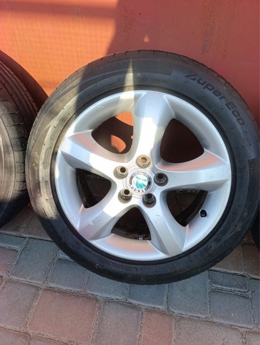 Диски Skoda Fabia Golf Octavia 5/100 r15