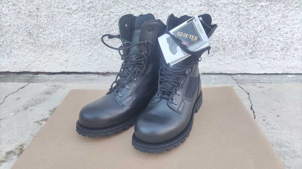 Botas Militares Iturri Meio Cano em Pano - Tamanho 43