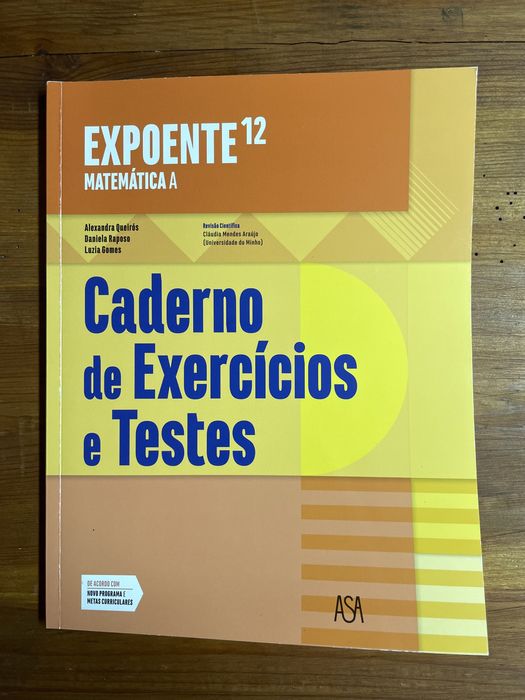 NOVOS - Cadernos de Atividade e de Preparação para Exame