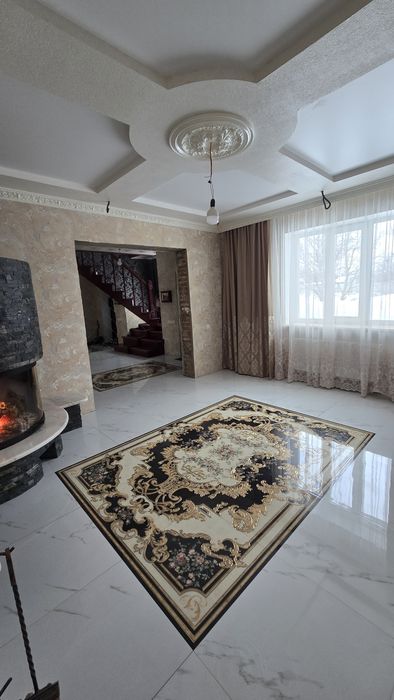 Продаж будинку м Тараща в сучасному ремонті