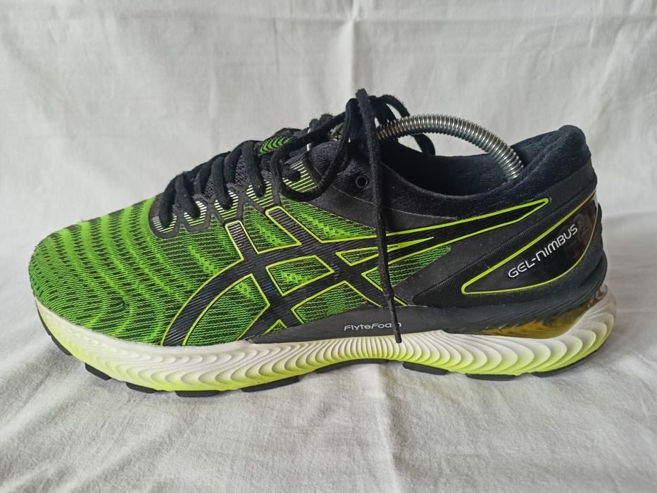 Asics Gel- Nimbus 22  roz. 44,5 - wkładka 28,5 cm
