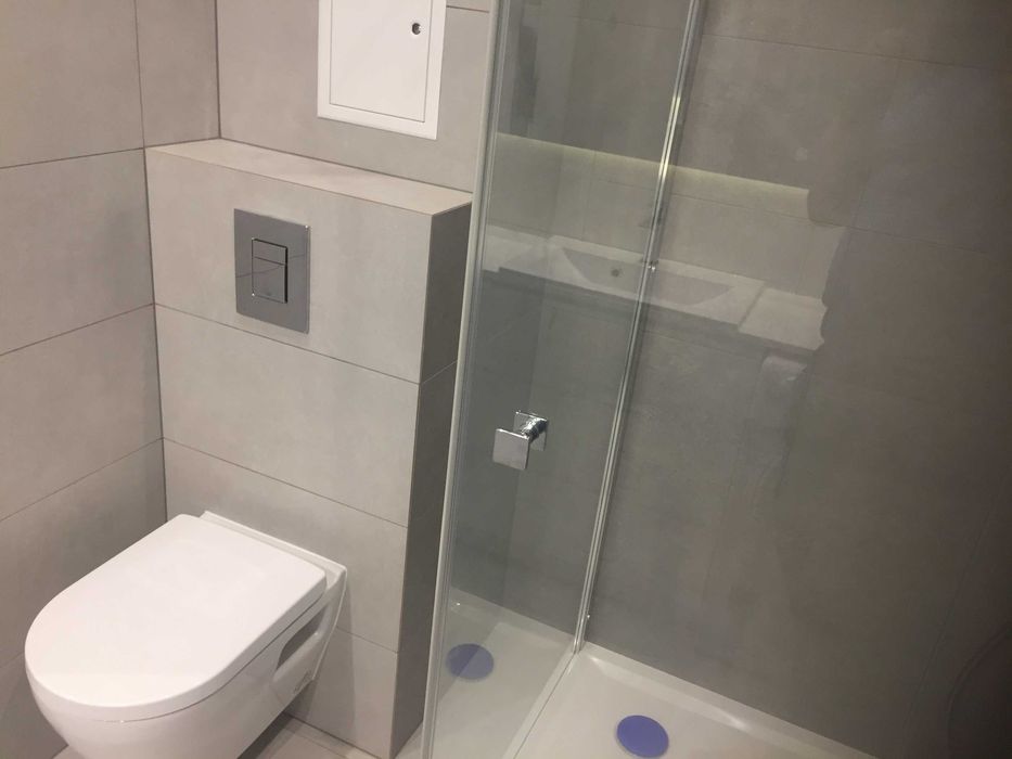 Pokój w apartamentowcu przy UMK