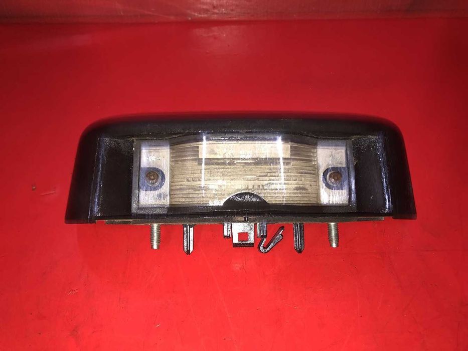 Плафон підсвітки номеру  Renault Trafic 2  2008р 8200434687