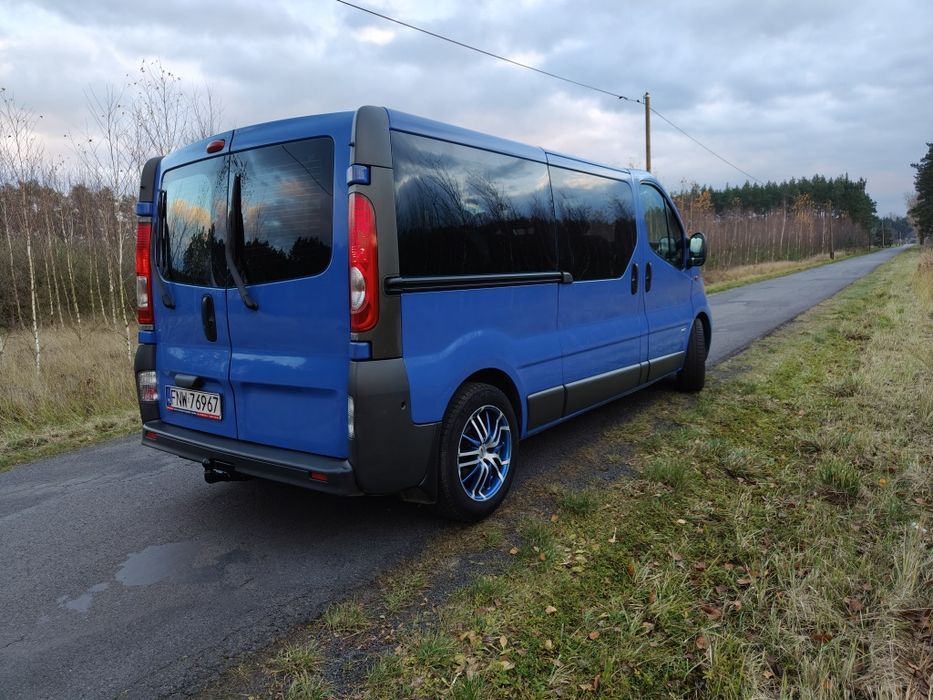 Opel Vivaro 2,0 CDTI  ,,Passanger,, 9-osób ,,automat,,