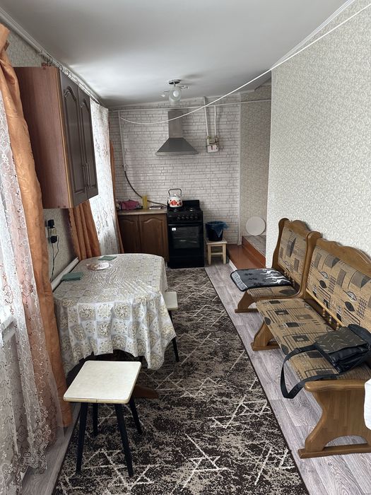 Продам двухкомнатную квартиру на первом этаже