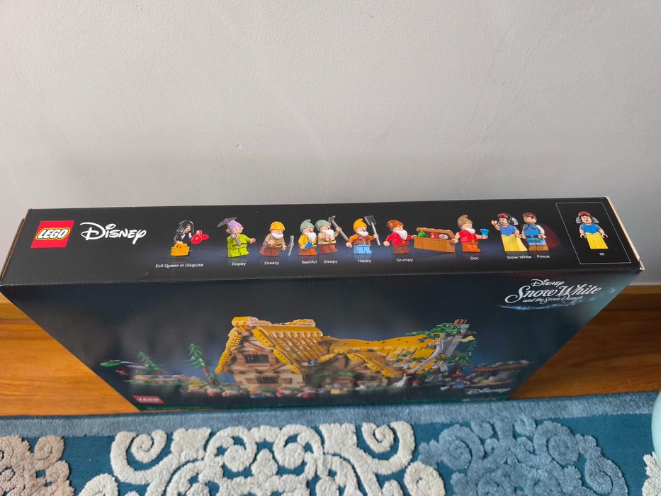 Lego Disney 43242 - Branca de Neve e os 7 anões