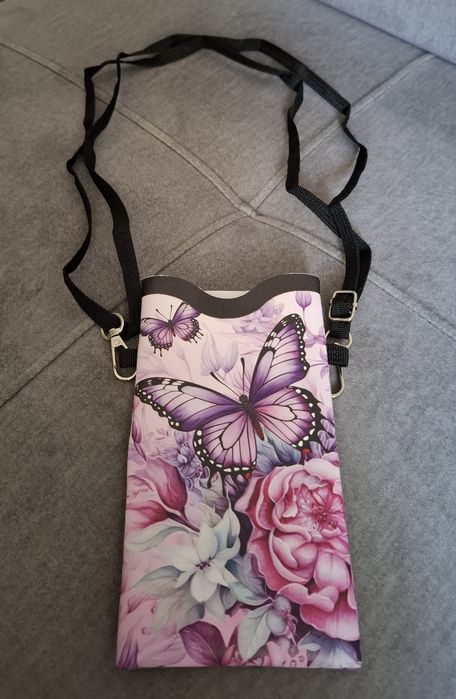 Etui na telefon ,okulary Nowe piekne motyle 17x10