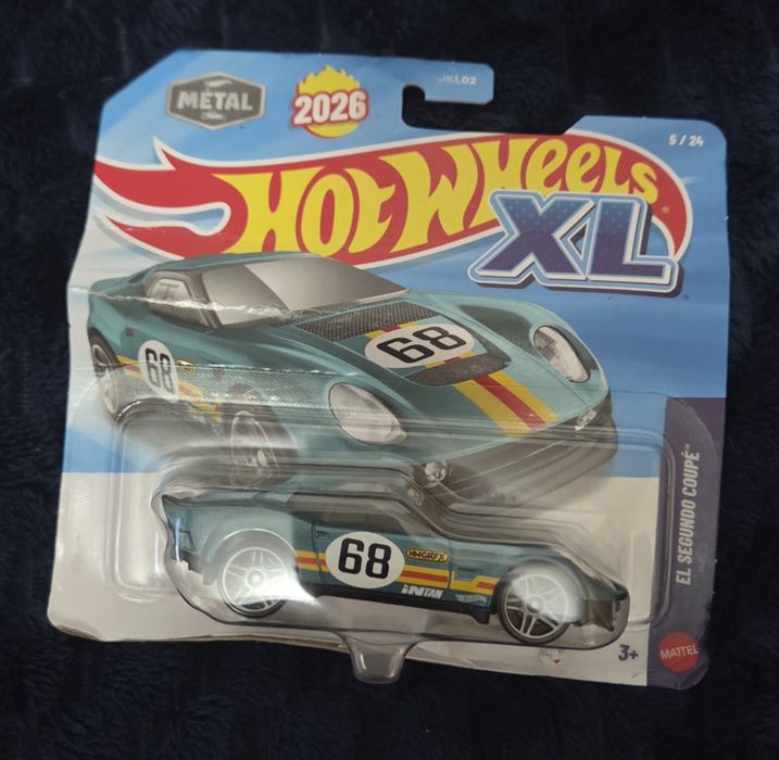Hot Wheels: mały samochodzik XL