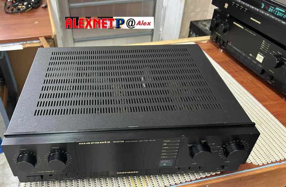 Marantz Digital PM-64 Amplificador potente e impecável