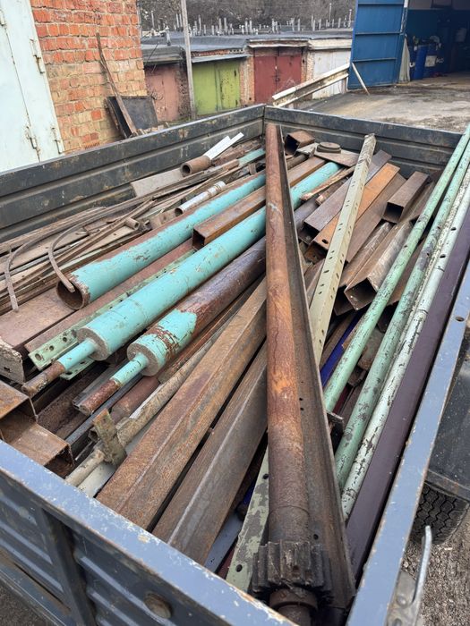 Метал діловий б/у