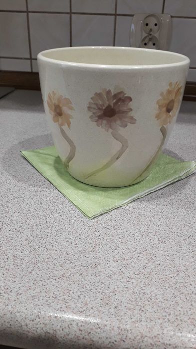 Pojemnik osłonka na doniczkę ręcznie malowana w kolorach brązu - ecru