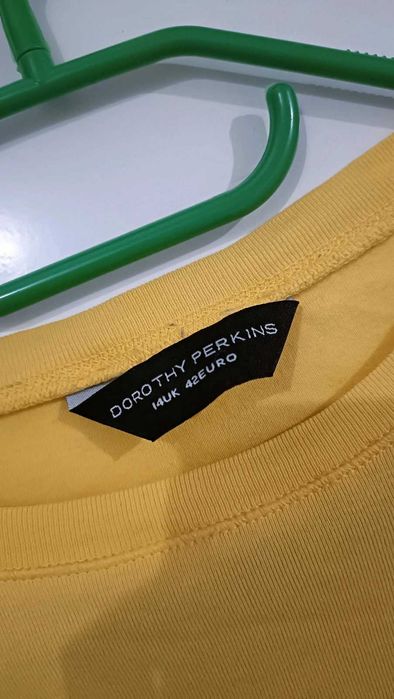 żółty t-shirt