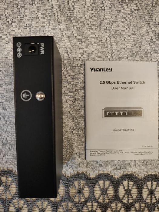 Switch sieciowy YuanLey YS25-0402 4x 2.5Gbps 2x 10G SFP+ NOWY