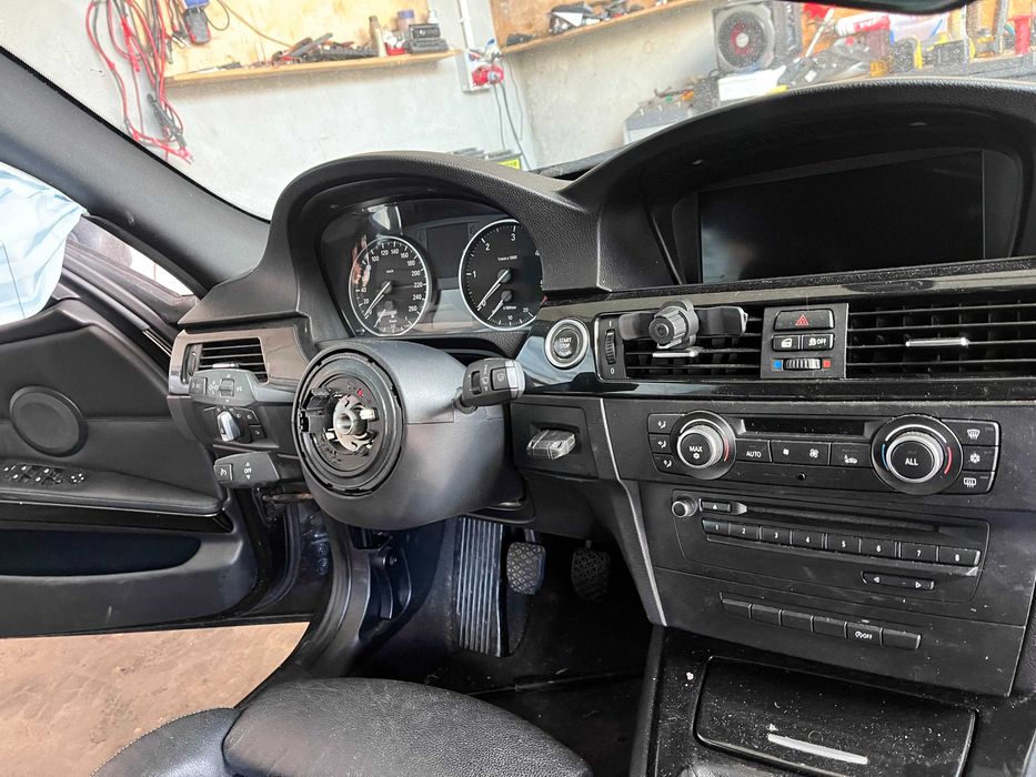 BMW E 90  M-pakiet głośniki Harman-Kardon wiązka wzmacniacz wnętrze