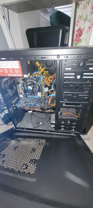 Komputer stacjonarny