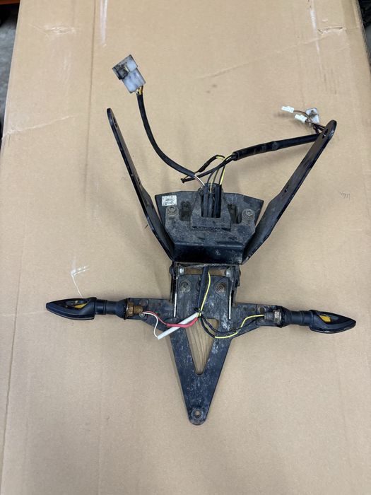 Lampa tył stelaż mocowanie tablicy ktm duke 690 z 12-15
